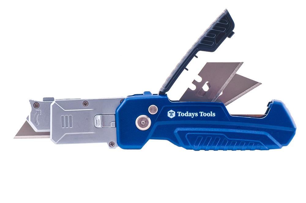 PIT BULL FOLDING KNIFE & SCRAPER